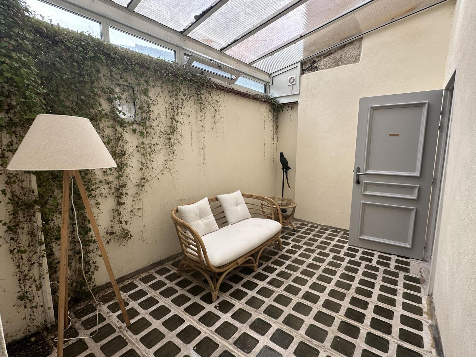 Batisse Paradis- 3 Appartements Calmes Et Elegants Au Centre Historique De Beaune ボーヌ 部屋 写真